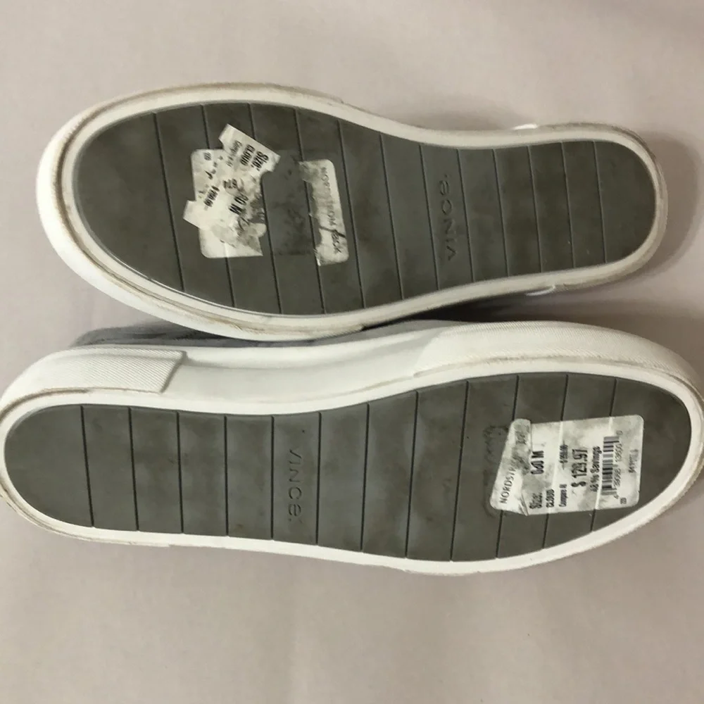 Vince gray suede